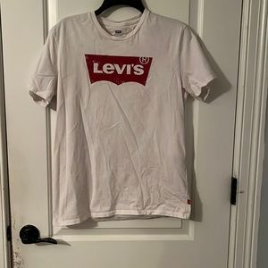 Levi’s logo, white t-shirt, size medium.